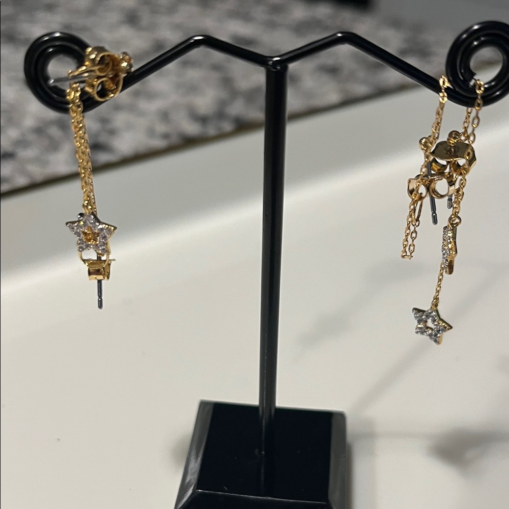 NOIR 14KT Plate Gold CRYSTAL Star Drop Earrings BRAND NEW